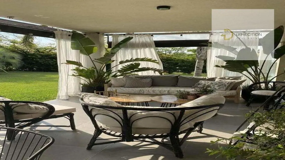 Luxury Property with Stunning Views and Complete Amenities