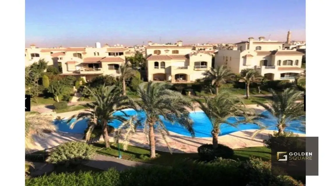 فيلا فاخرة للبيع بمساحة واسعة وحديقة خاصة