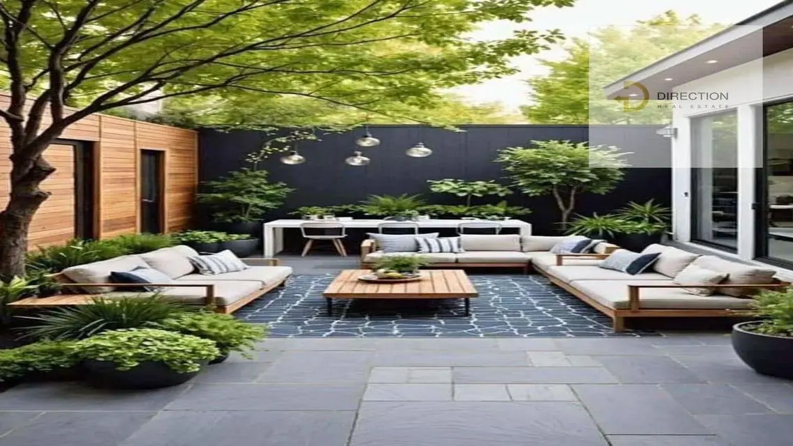 Luxury 10-Room Apartment with Private Garden and Pool