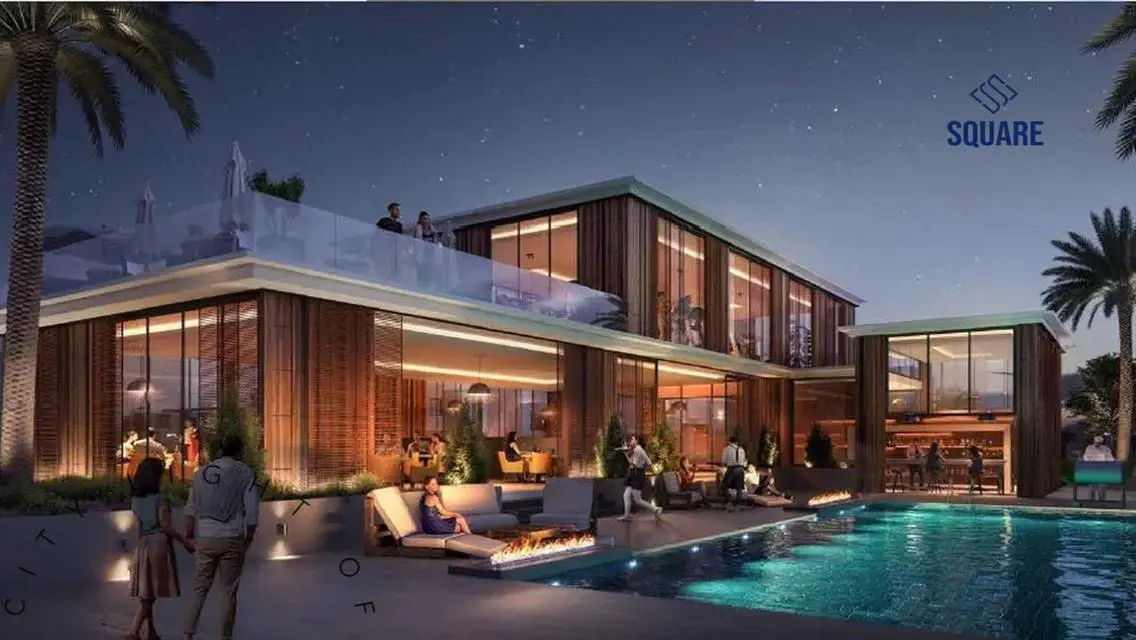 Luxury Apartment for Sale Overlooking Lakes