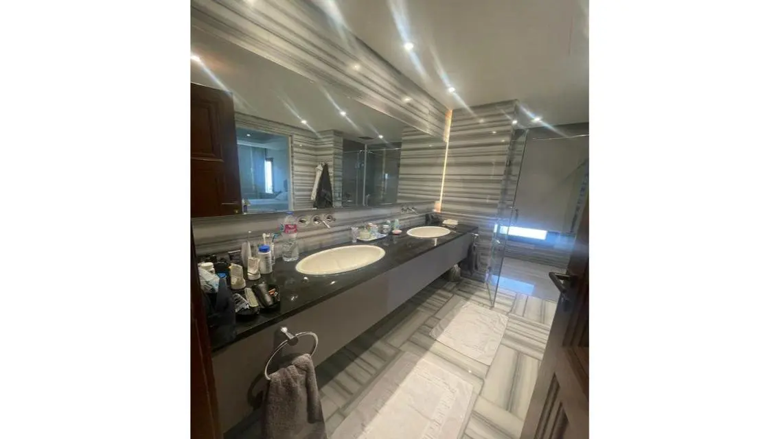 Stunning 4 Bedroom Apartment at an Attractive Price