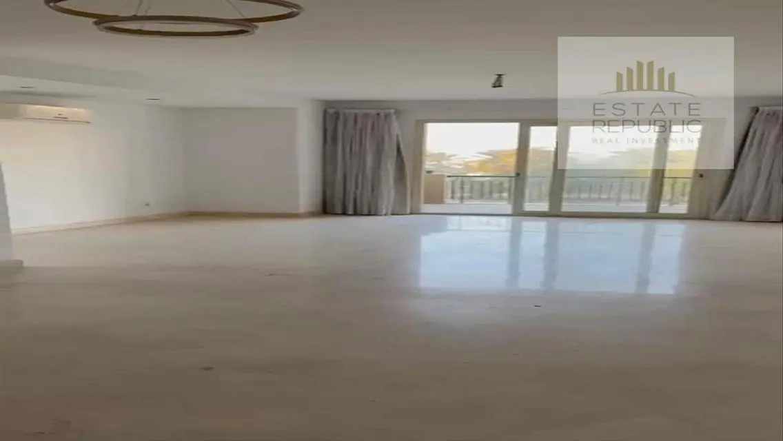 شقة فاخرة مطلة على البحيرات في قلب المدينة