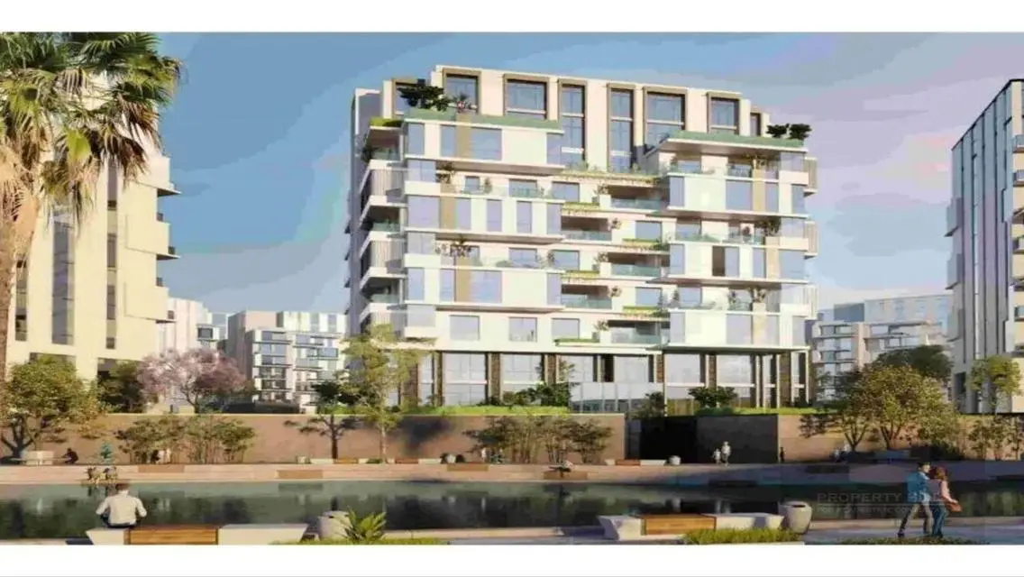 Luxury Apartment in Canal Walk Island - 3 Bedrooms with Premium Amenities