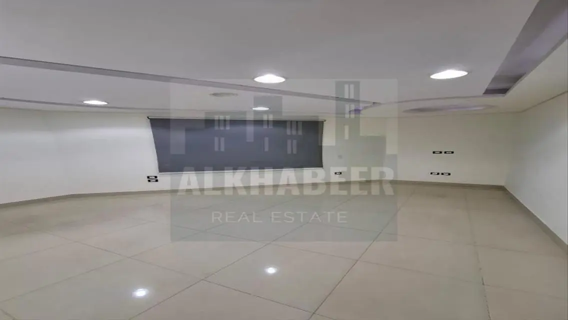 Charming Apartment for Rent - 180 Square Meters