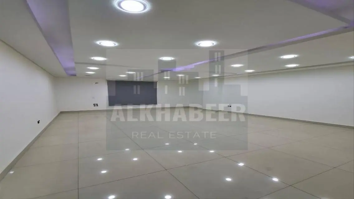 Charming Apartment for Rent - 180 Square Meters
