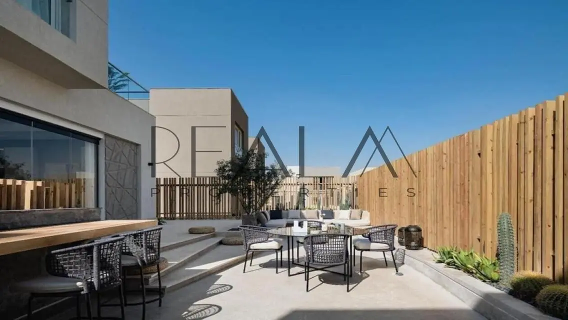 Luxury Villa in Compound Badya Palm Hills October