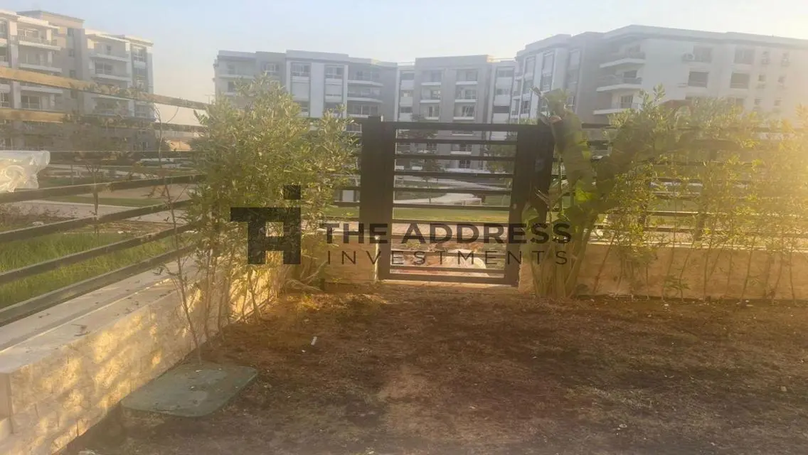 Super-Lux Villa with Premium Amenities in Prime Location