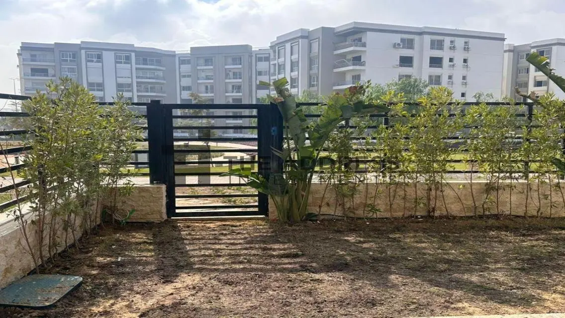 Super-Lux Villa with Premium Amenities in Prime Location