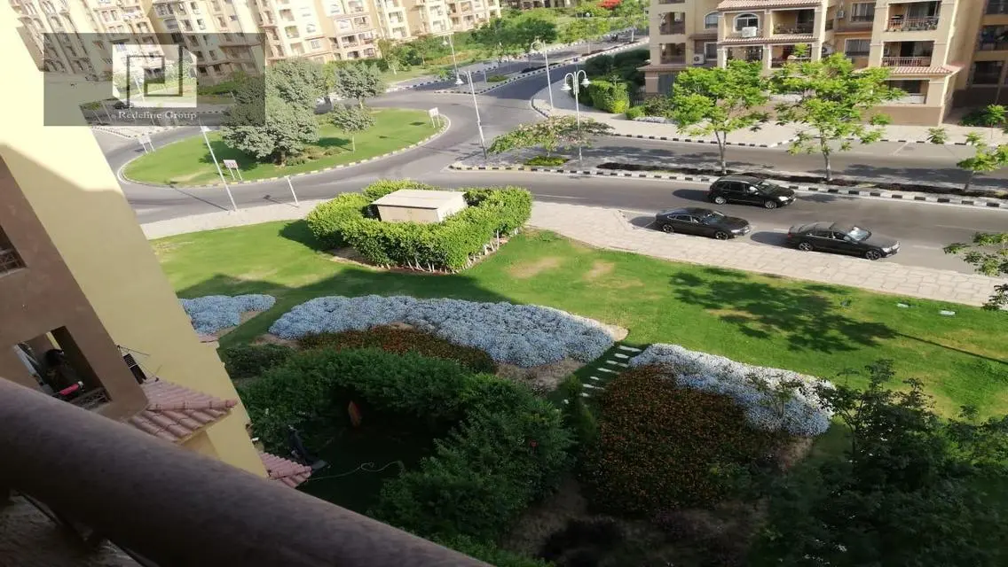 شقة مميزة في مدينتي - B1