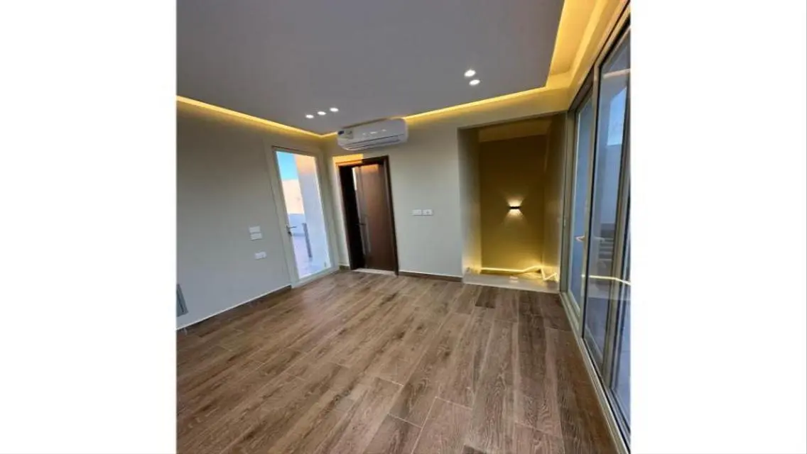 Luxury Apartment with Ample Space and Multiple Amenities