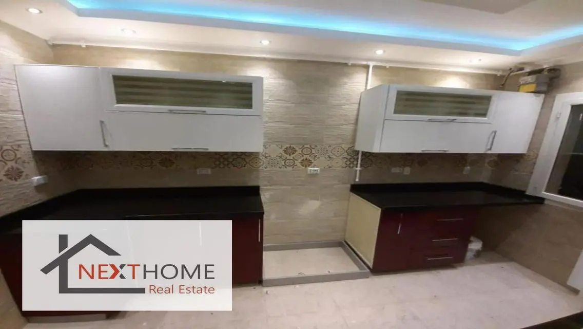Luxury Apartment in Mountain View Hyde Park 5