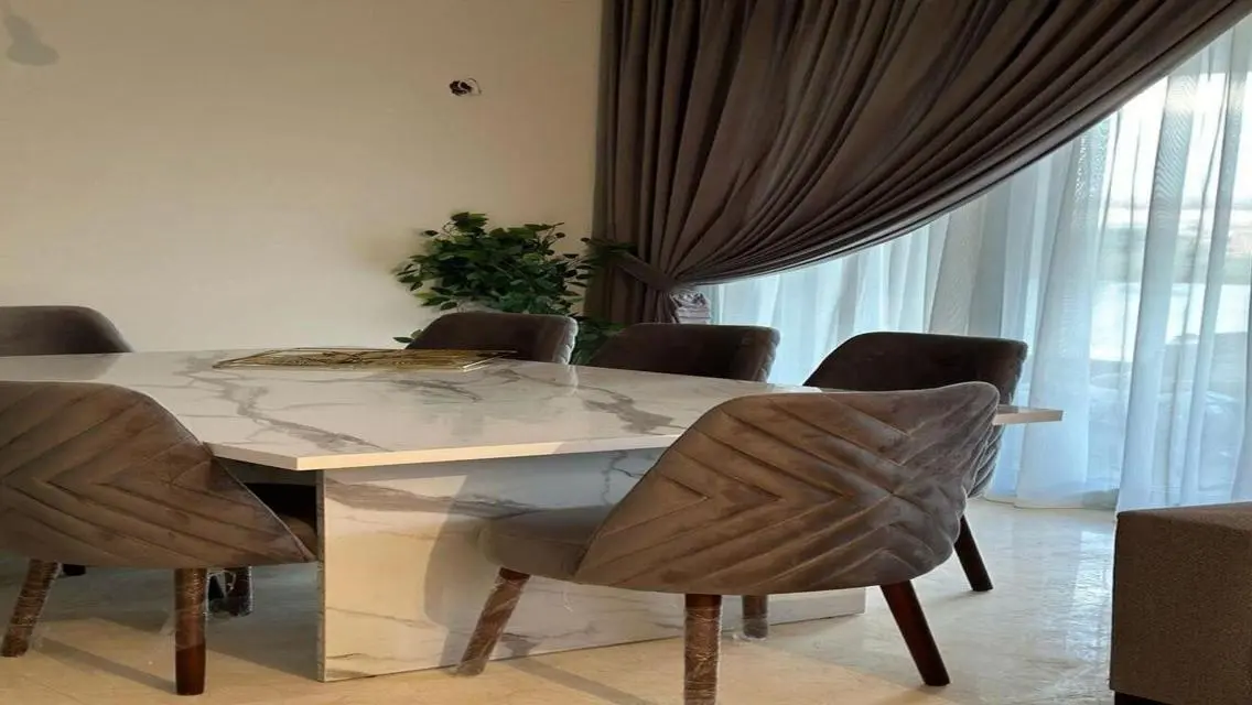Luxury Apartment for Rent - 150 sqm with Lake View