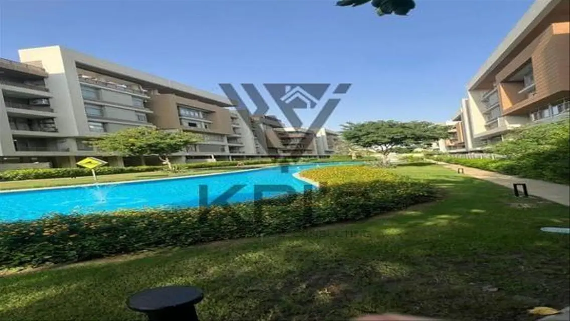 Luxurious Villa with Balcony and Shared Pool