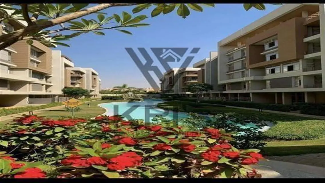 Luxurious Villa with Balcony and Shared Pool