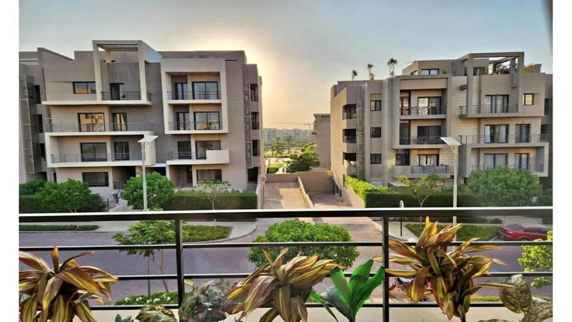 Luxury Villa for Sale, 6400000 EGP - 3 Bedrooms in a Premium Community