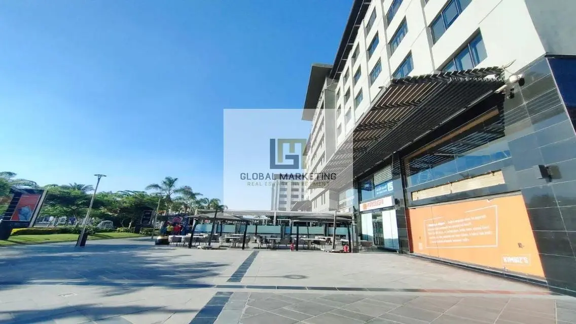 Commercial Space for Rent with Covered Parking and Meeting Rooms