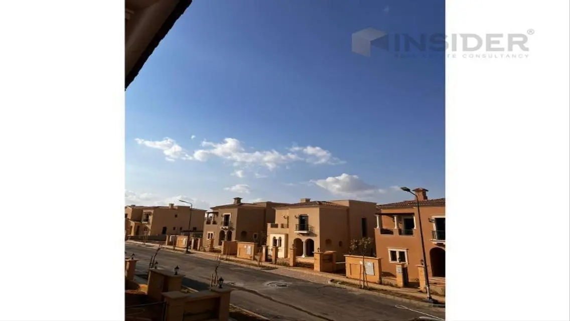 Luxury Villa for Sale 15,000,000 EGP - Lake View Inside Compound