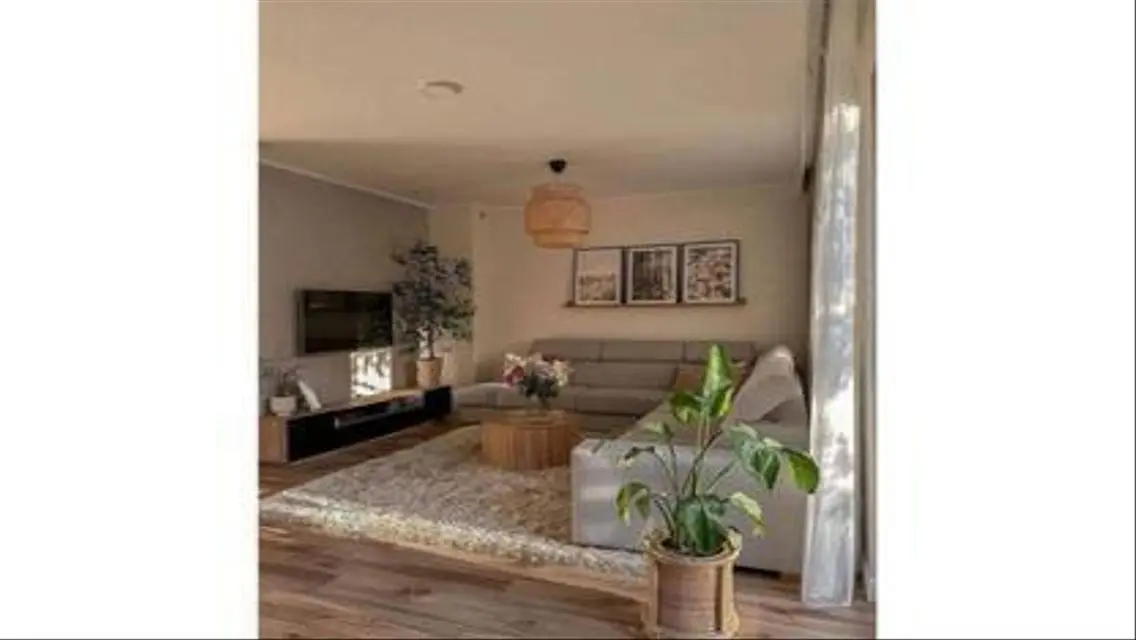 Luxurious Villa for Sale with Ample Space and Great Price