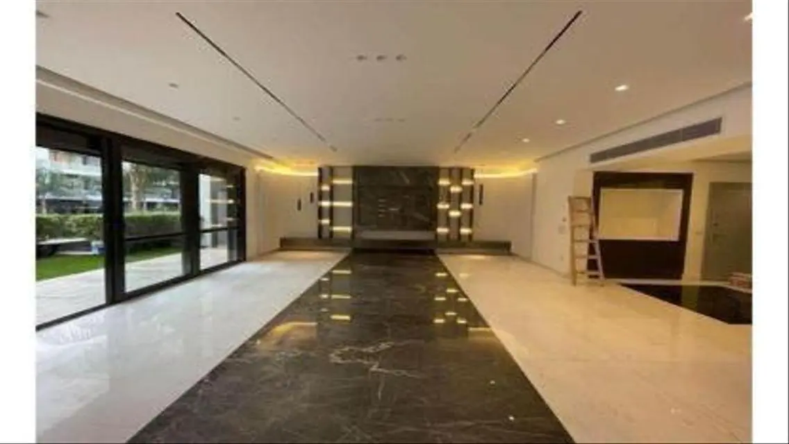 Luxurious Villa for Sale with Ample Space and Great Price