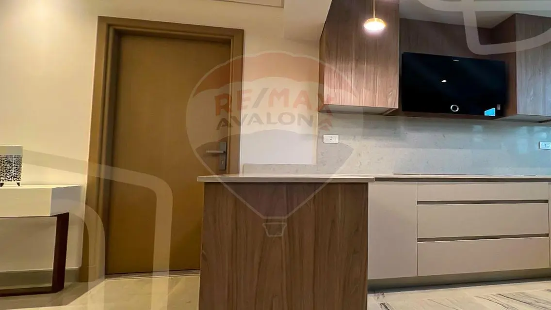 Stunning Apartment with Spacious Area in Prime Location