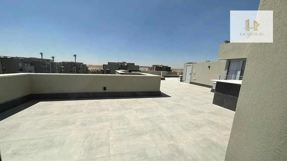 شقة فاخرة للبيع في موقع متميز