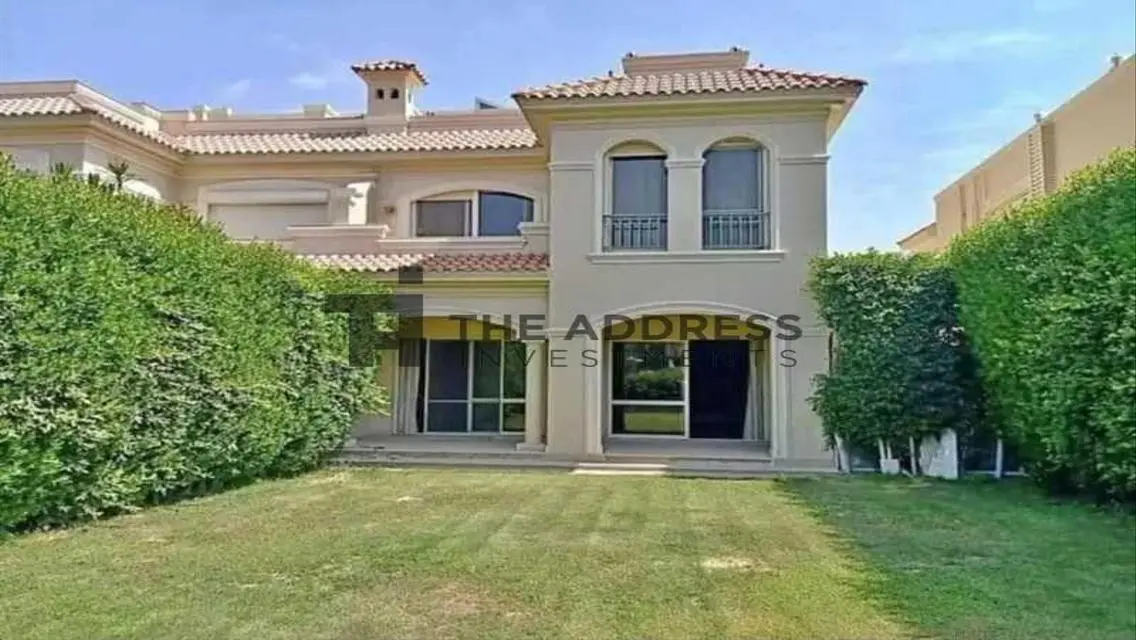Luxury Villa with Private Pool and Lake View