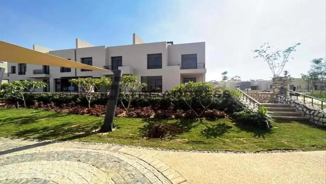 Modern Office for Sale with Spacious Area