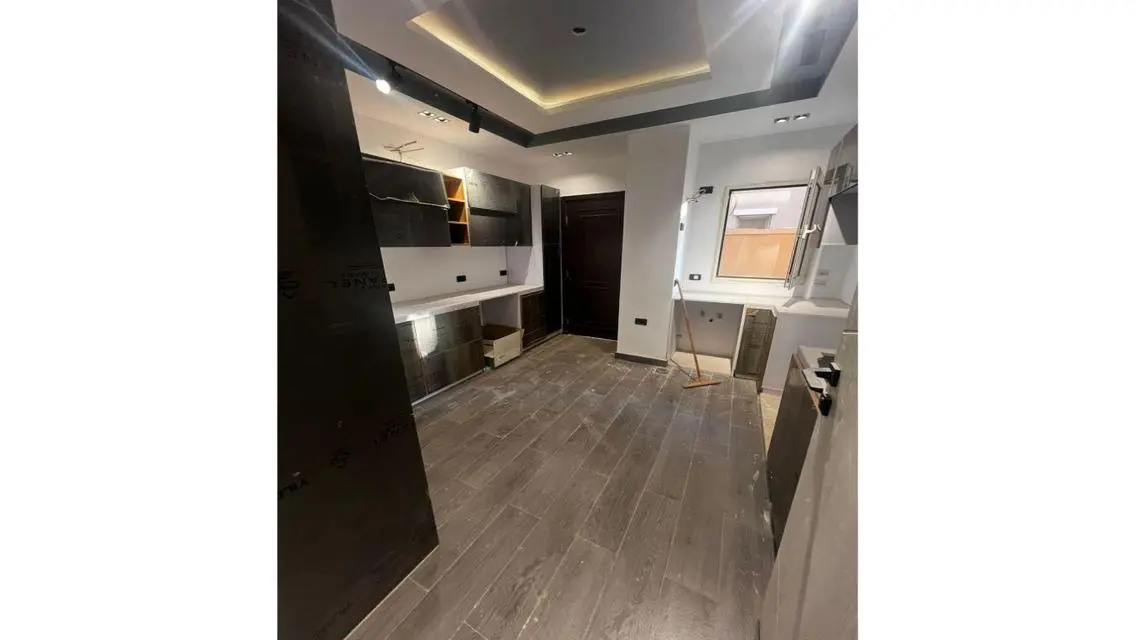 Spacious Apartment for Sale – 356 sqm