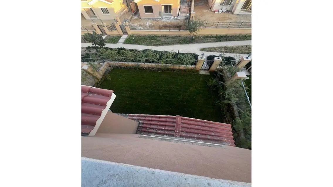 Spacious Apartment for Sale – 356 sqm
