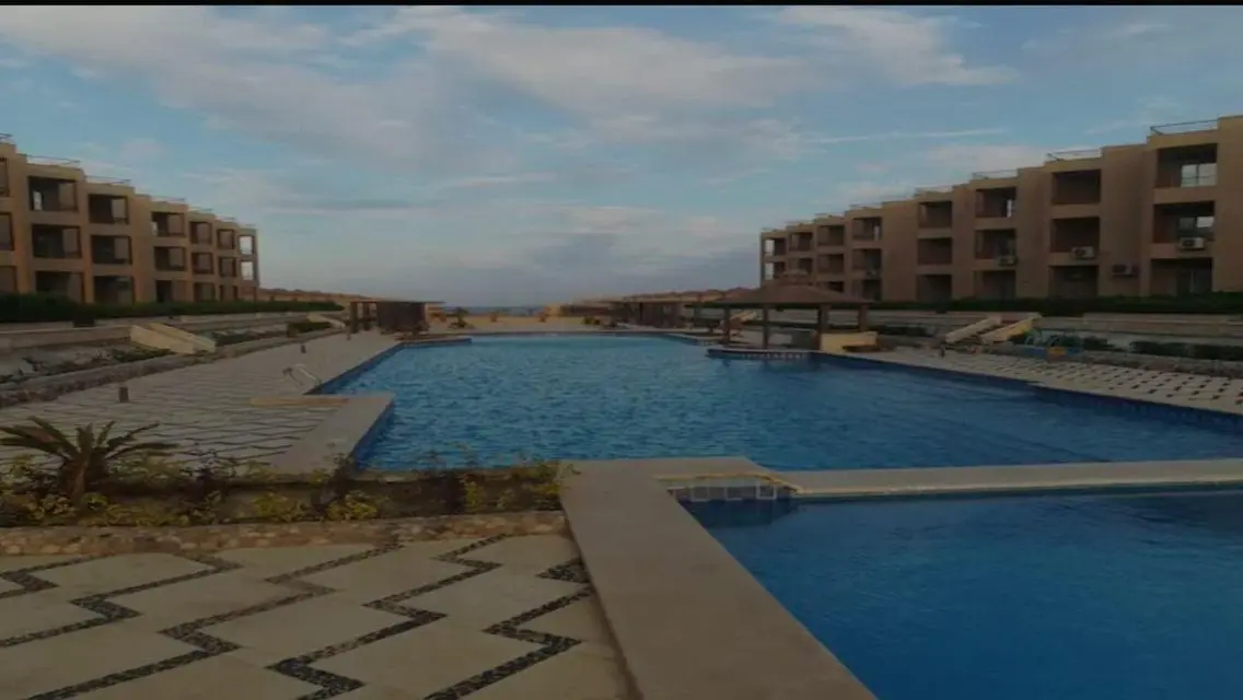 Luxury Apartment for Sale with Main Landmark View