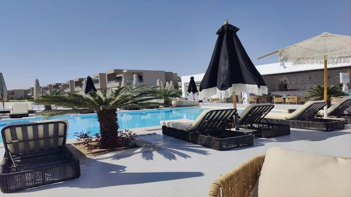 Exclusive Residential Unit by the Lakes