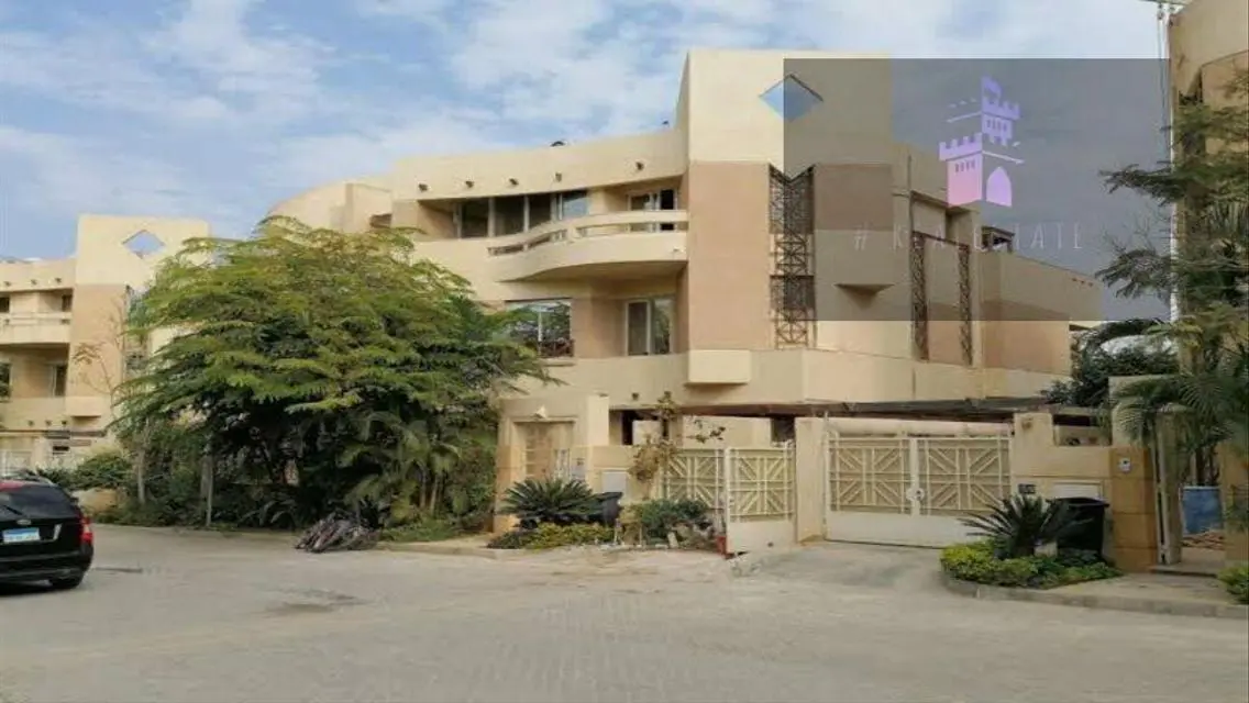فيلا للإيجار مفروشة بالكامل بالقرب من أركان بلازا