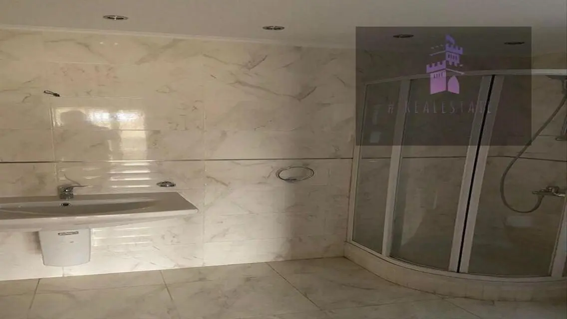 شقة فاخرة للبيع بسعر مناسب