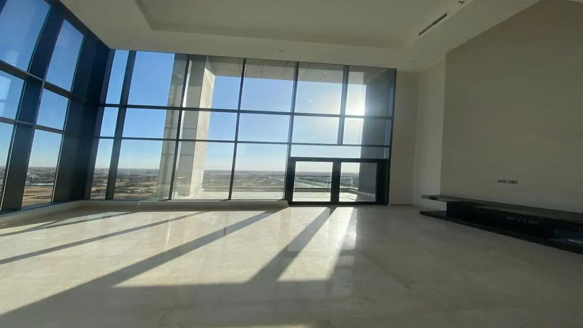 Luxurious Apartment for Sale Overlooking Lakes