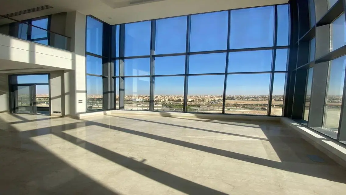 Luxurious Apartment for Sale Overlooking Lakes