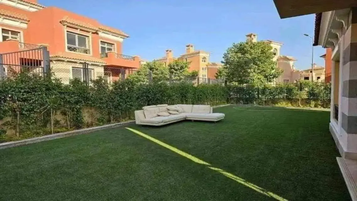 Luxury Apartment of 370 sqm with Private Garden