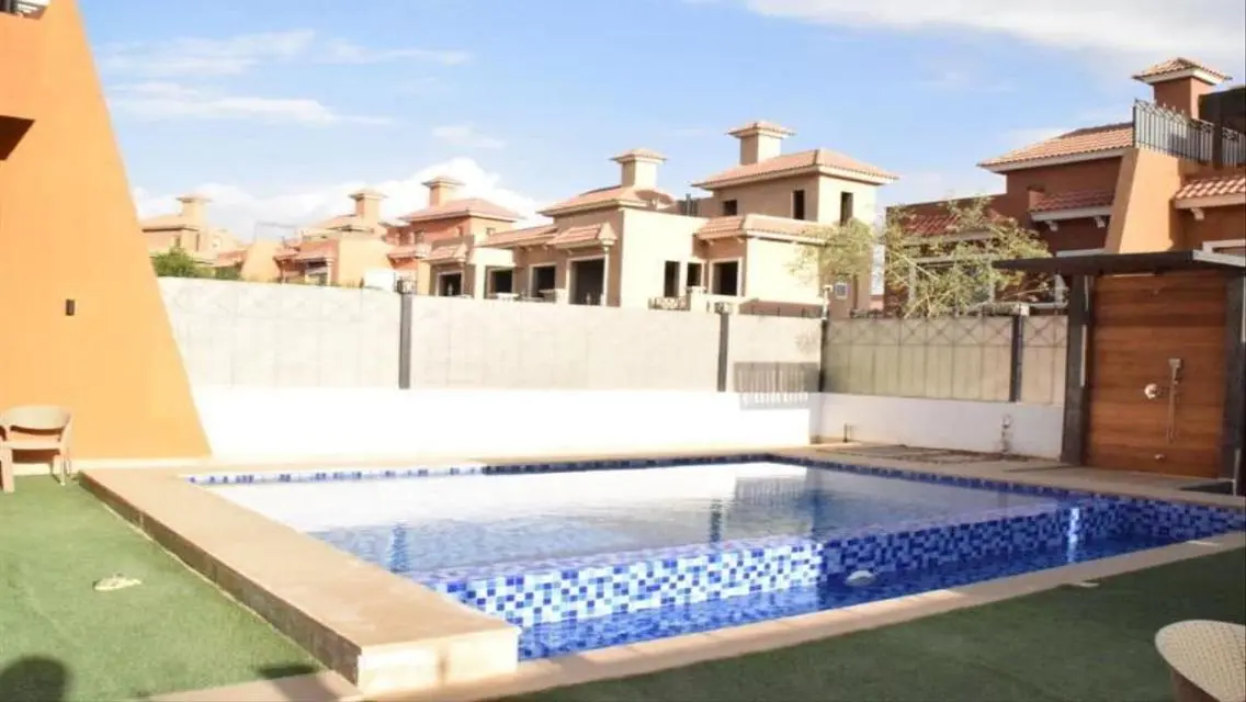 Luxury Apartment of 370 sqm with Private Garden