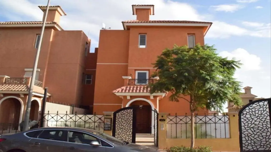 Luxury Apartment of 370 sqm with Private Garden