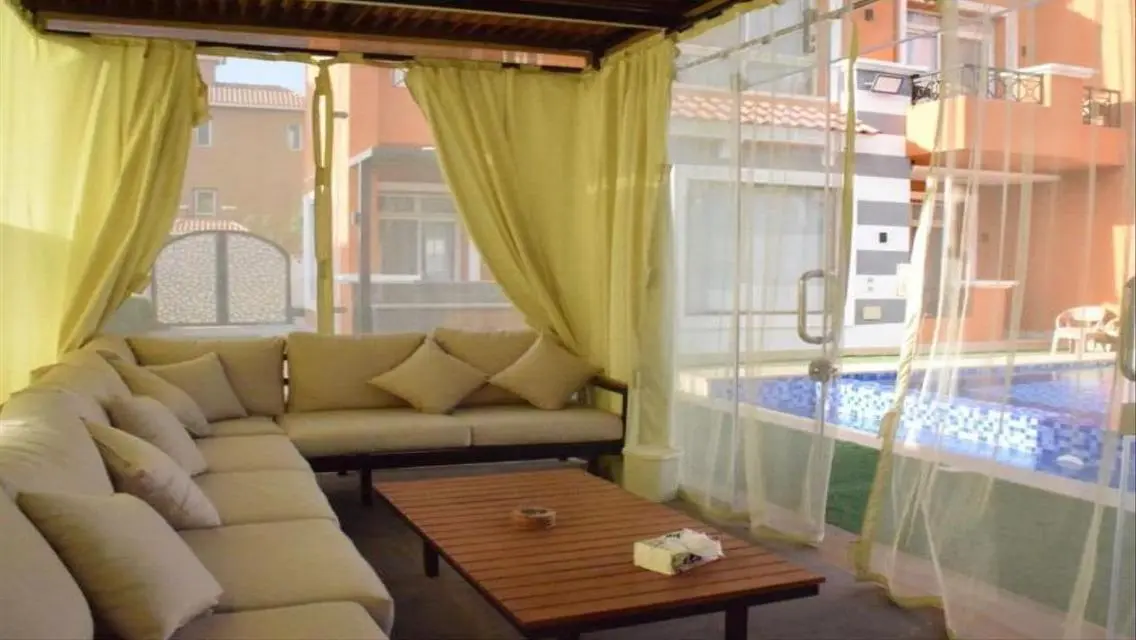 Luxury Apartment of 370 sqm with Private Garden