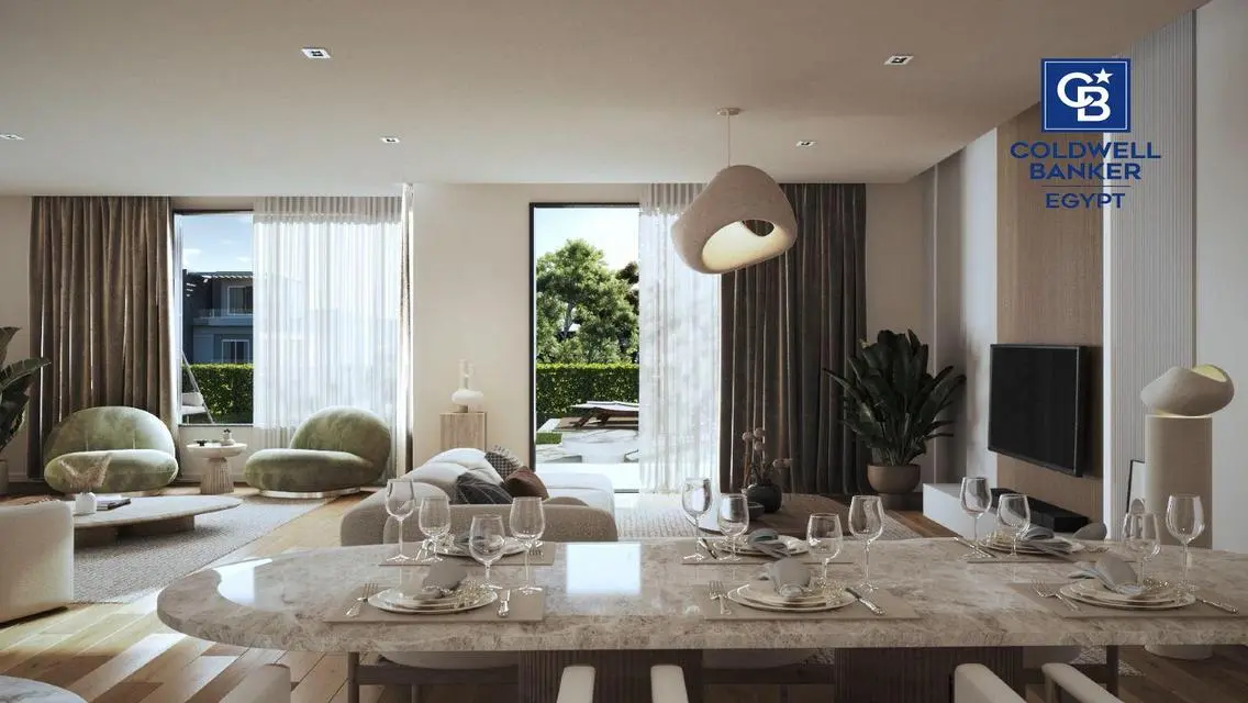 Luxury Villa with Stunning Lake Views