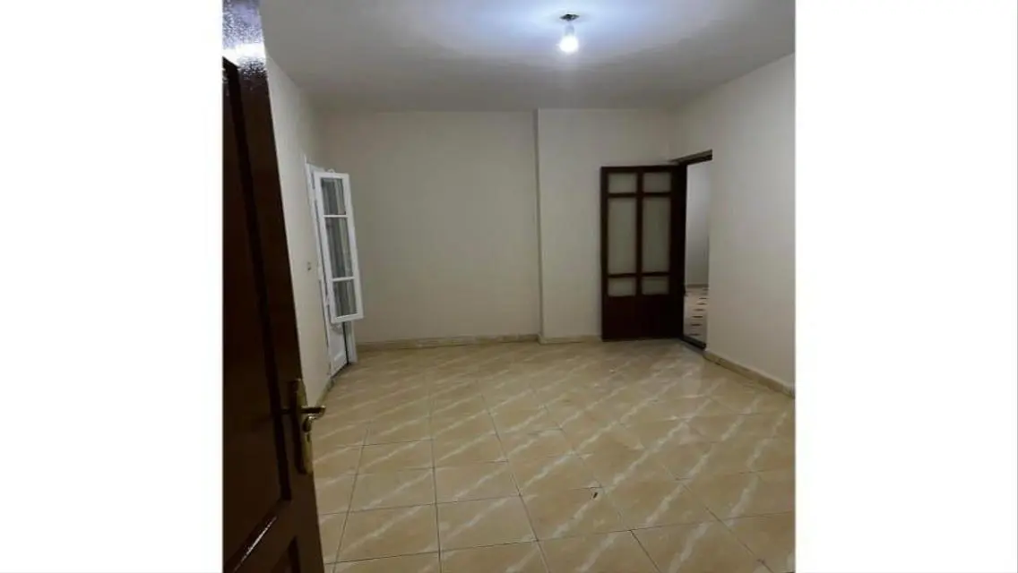 Stunning 160 Sq Meter Apartment for Rent - 2 Bedrooms - Balcony