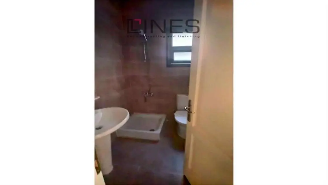 شقة مميزة -87-B8- بسعر مناسب