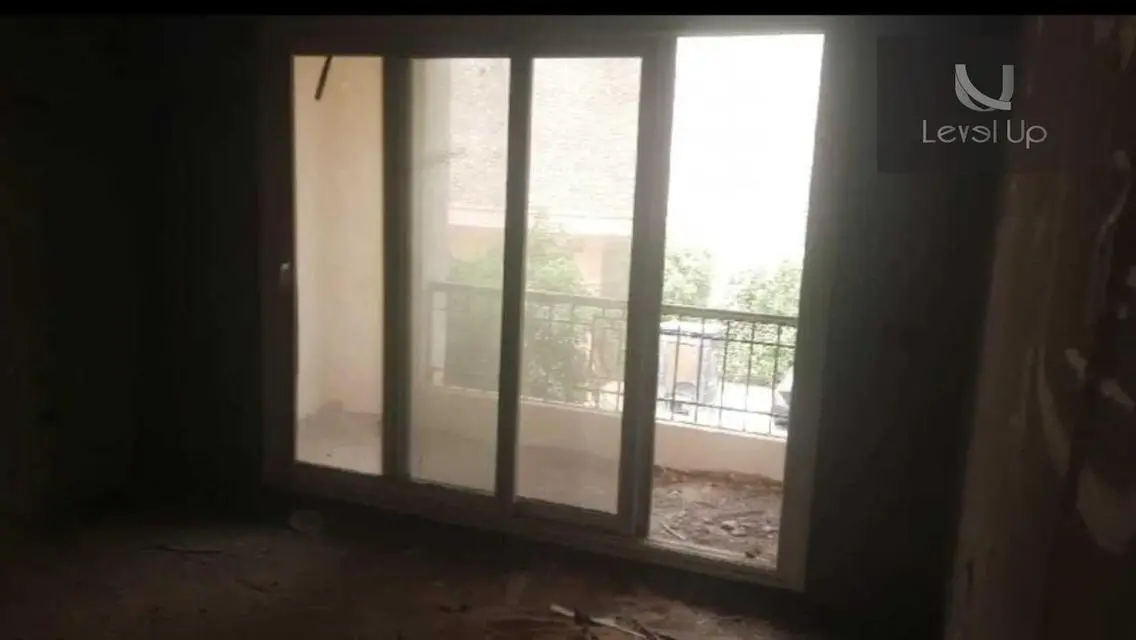شقة فاخرة بمساحة واسعة في قلب المدينة