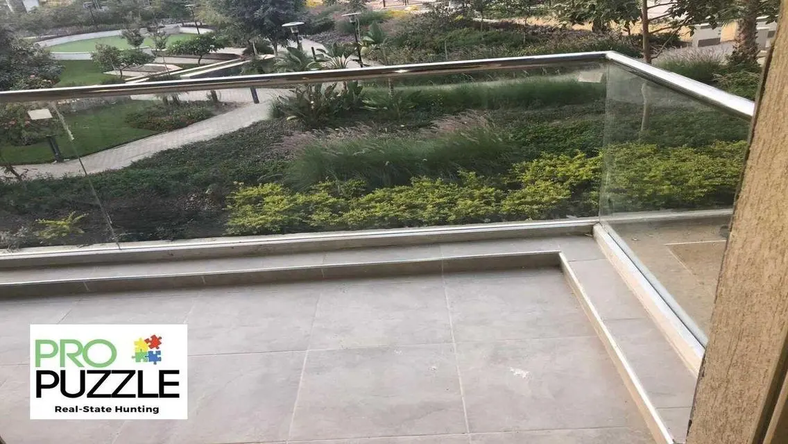Luxury Apartment for Rent in Galleria Moon Valley - 195 sqm