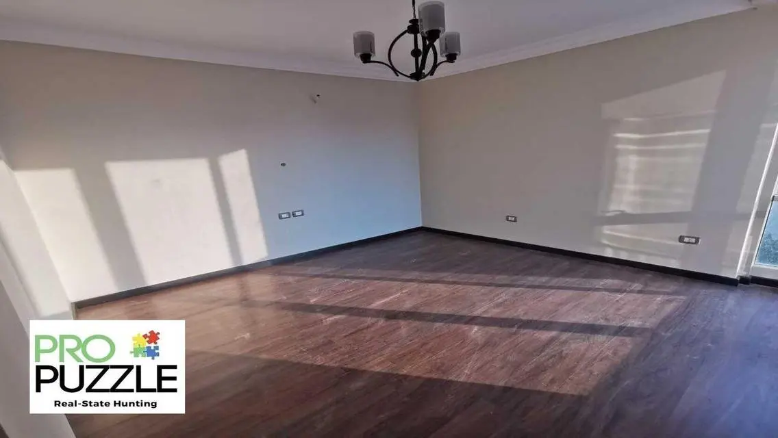 Luxury Apartment for Rent in Galleria Moon Valley - 195 sqm