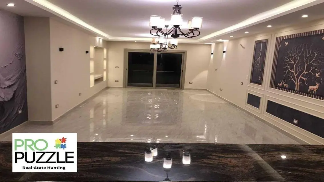 Luxury Apartment for Rent in Galleria Moon Valley - 195 sqm