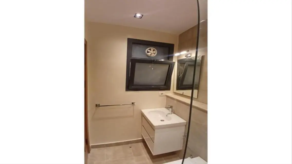 Amazing Apartment for Rent with Balcony and Equipped Kitchen
