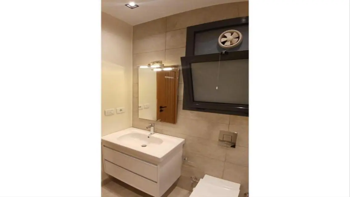 Amazing Apartment for Rent with Balcony and Equipped Kitchen