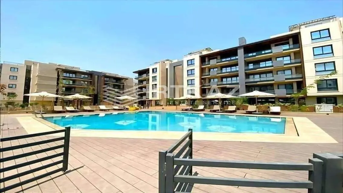 Luxurious Apartment with Modern Design in City Center
