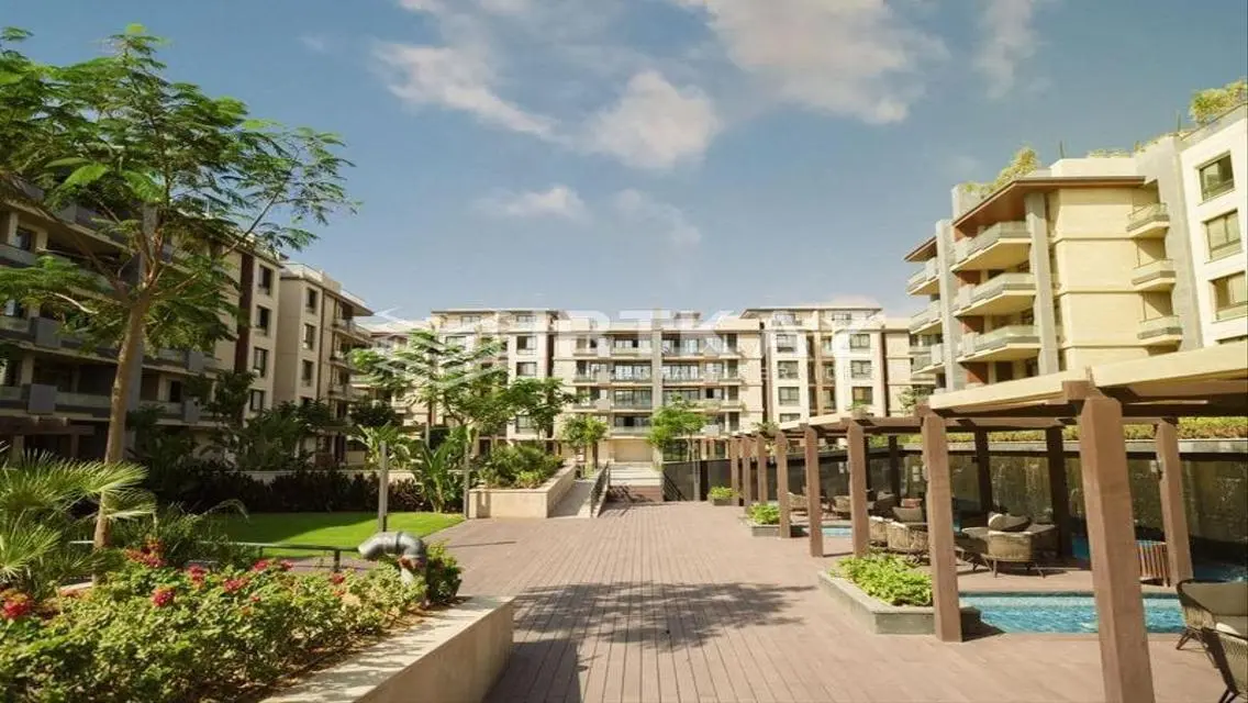 Luxurious Apartment with Modern Design in City Center